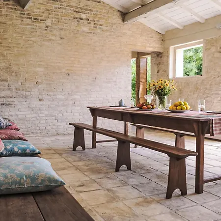 La Collina Degli Ulivi By Interhome *